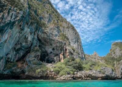Trong-Loo-Cave-Koh-Phi-Phi-day-trip