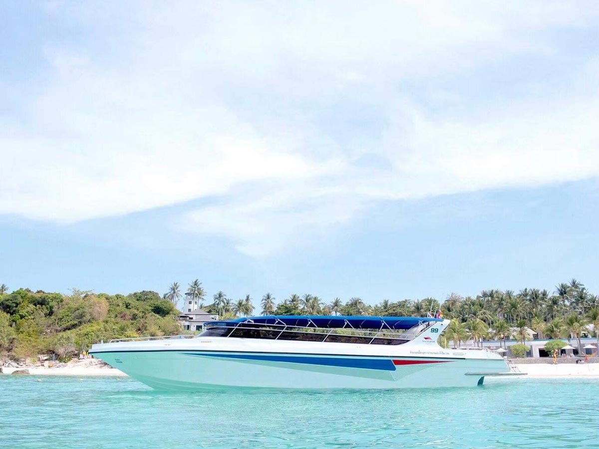 private yacht phuket to phi phi